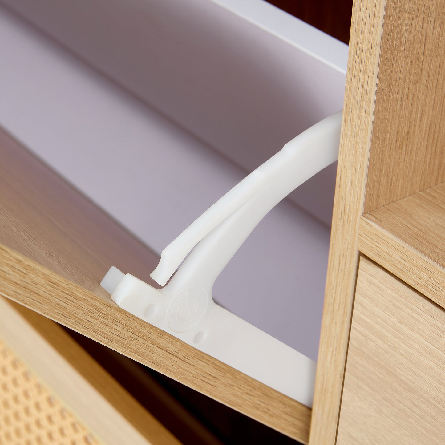 Nagoya: Modern minimalist shoes storage cabinet